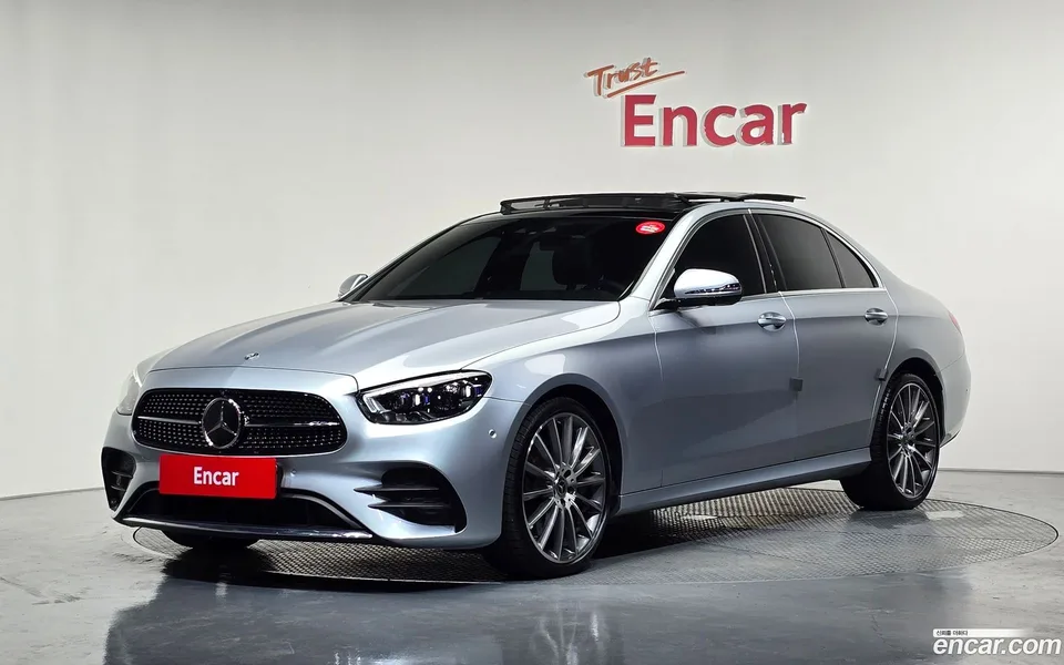 Mercedes-Benz E-Class E350 4MATIC AMG Line 2022 — photo 1, buy with delivery to Moscow