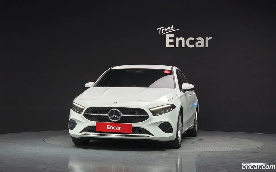 Mercedes-Benz A-Class A220 2024 — миниатюра 3