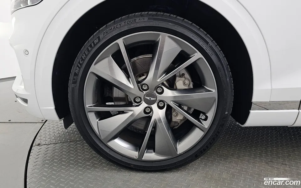 Genesis GV70 2.5T 2WD 2023 — thumbnail 2