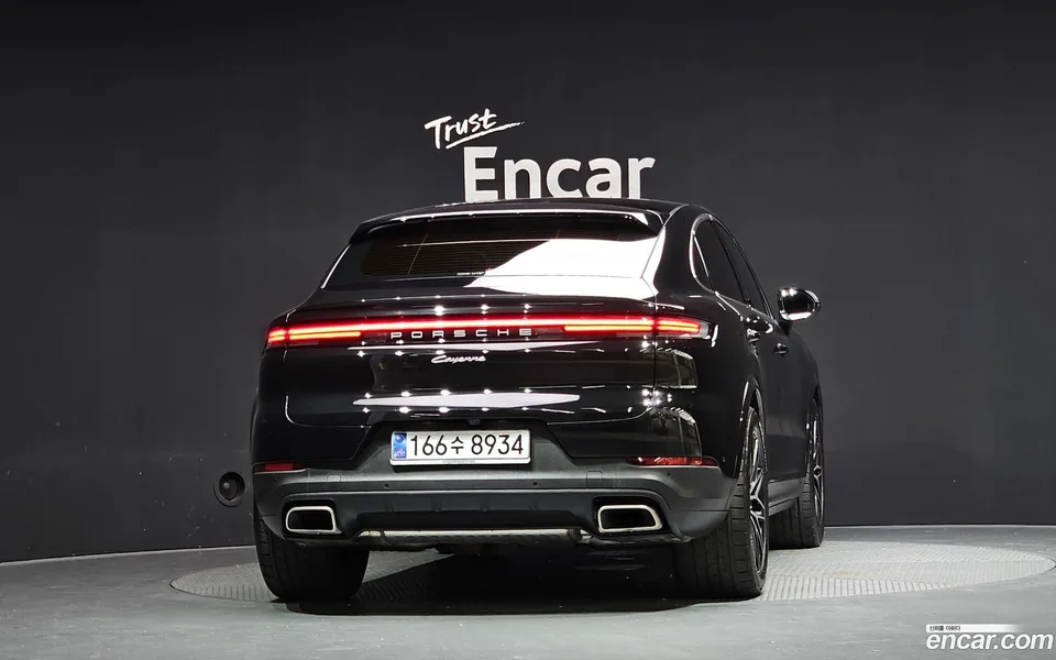 Porsche Cayenne 3.0 2025 — thumbnail 4