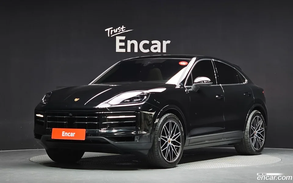 Porsche Cayenne 3.0 2025 — photo 1, buy with delivery to Moscow