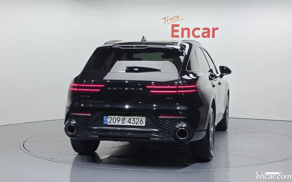 Genesis GV70 2.5T AWD 2023 — thumbnail 4