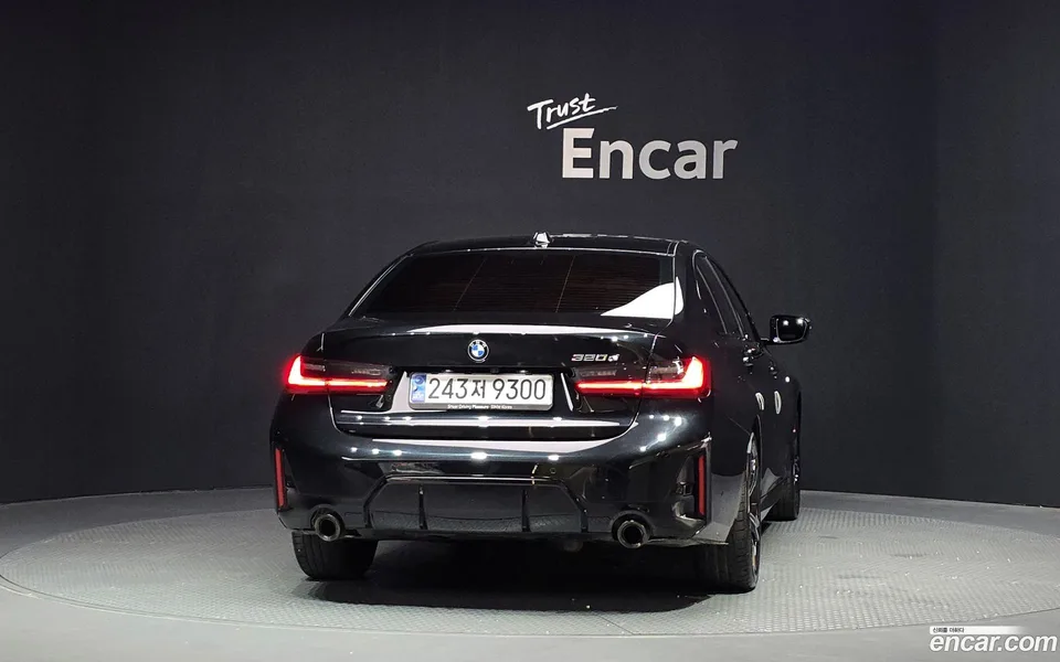 BMW 3 Series 320d M 2025 — thumbnail 4
