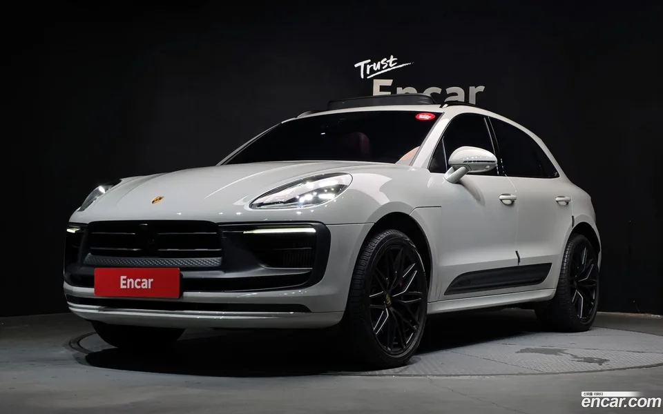 Porsche Macan 2.9 GTS 2023 — photo 1, buy with delivery to Moscow