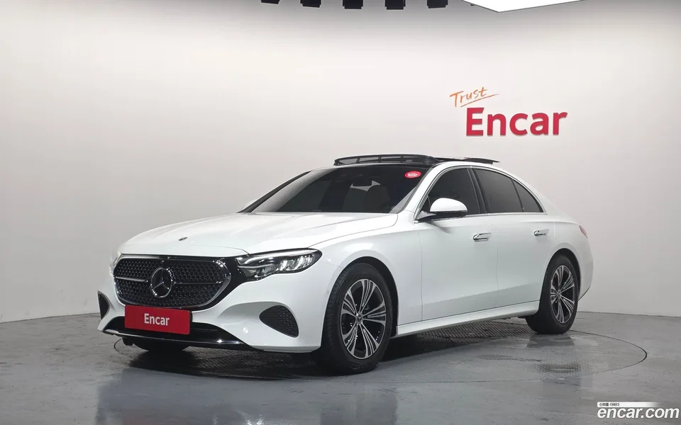 Mercedes-Benz E-Class 2025
