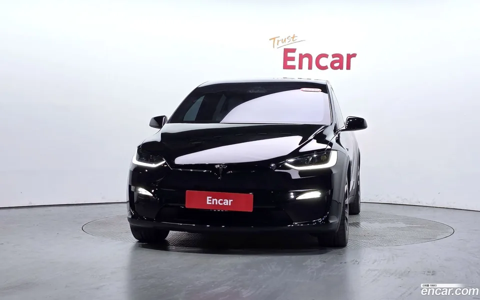 Tesla Model X 2023 — thumbnail 3