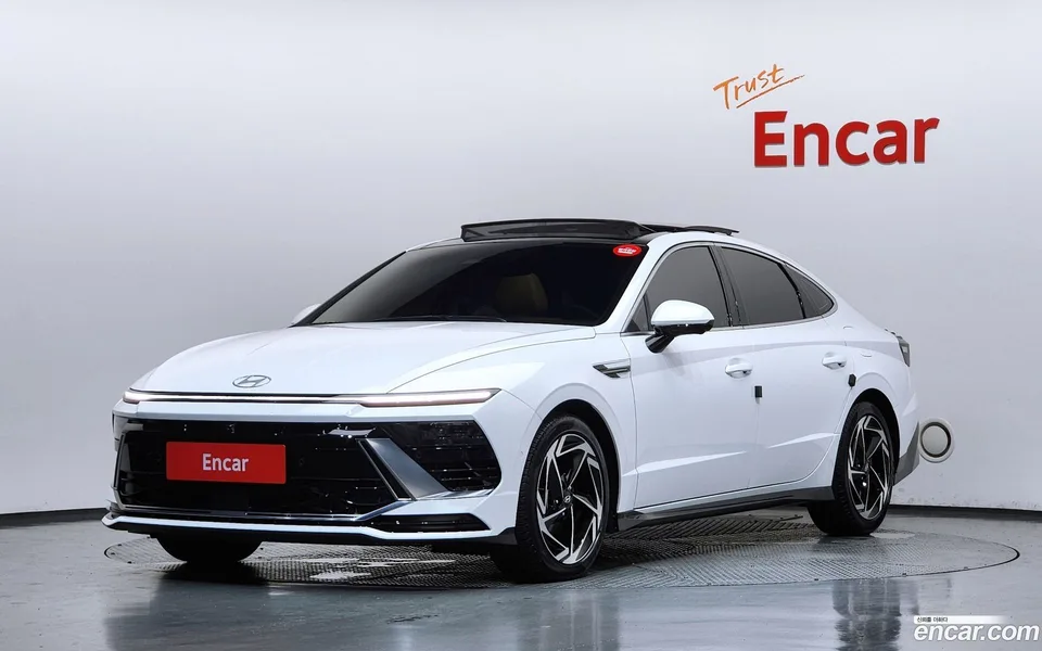 Hyundai Sonata The Edge Hybrid 2024 — photo 1, buy with delivery to Moscow