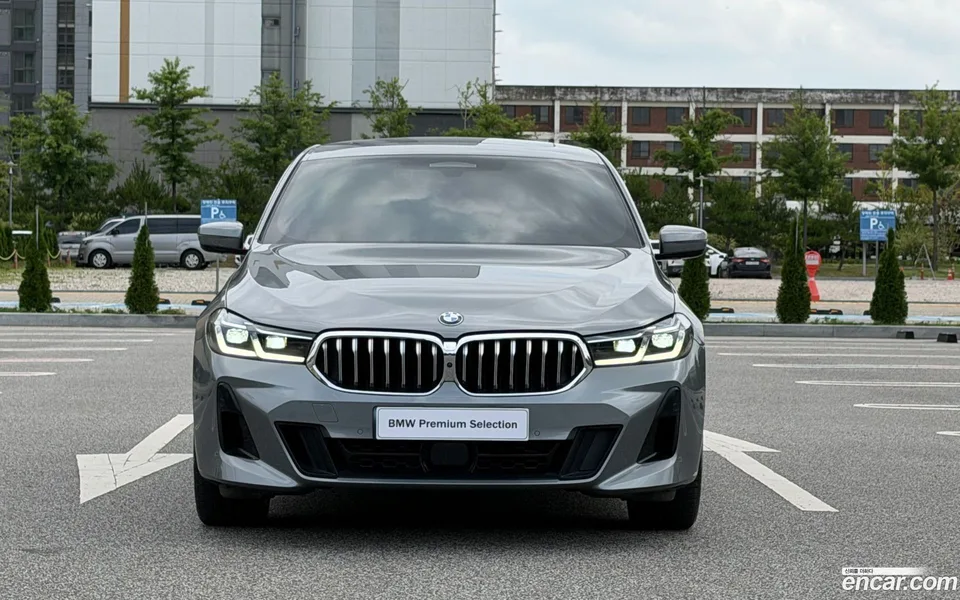 BMW 6 Series GT 630i xDrive M 2023 — thumbnail 3