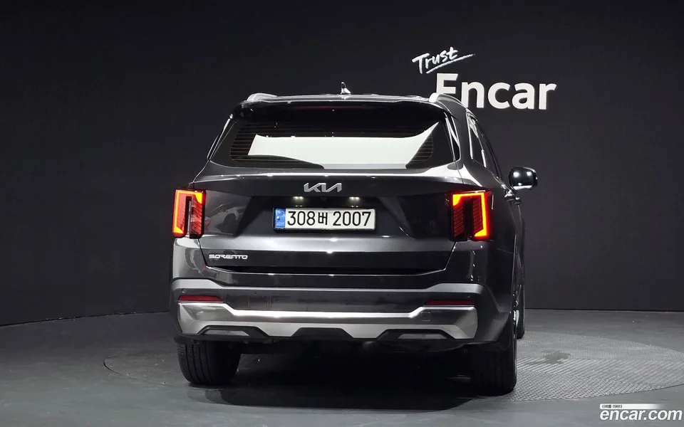 Kia Sorento 2.5T 2WD 2024 — thumbnail 4