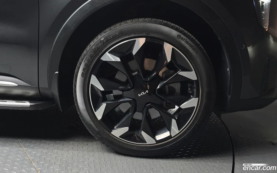 Kia Sorento 2.5T 2WD 2024 — thumbnail 5