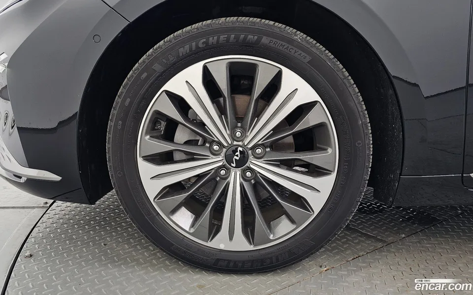 Kia K8 Hybrid 2022 — thumbnail 2