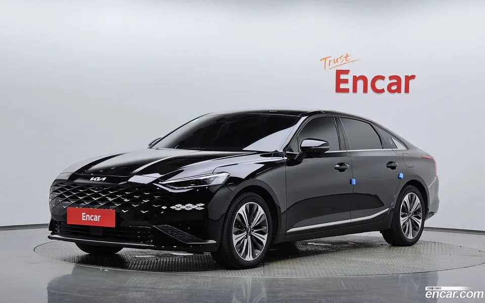 Kia K8 Hybrid 2022 — photo 1, buy with delivery to Moscow
