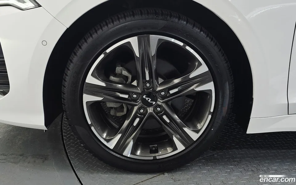 Kia K5 2.0 2022 — thumbnail 5