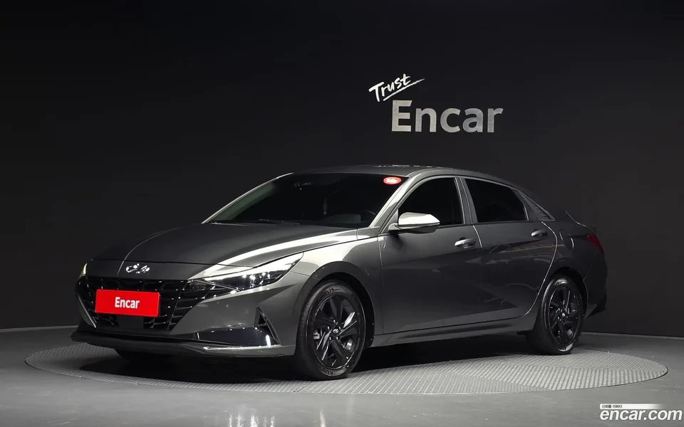 Hyundai Avante Hybrid 2022 — photo 1, buy with delivery to Moscow