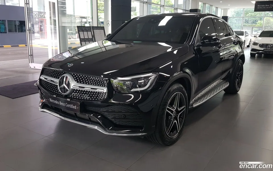 Mercedes-Benz GLC-Class GLC300 4MATIC 2023 — photo 1, buy with delivery to Moscow