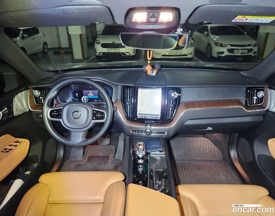 Volvo XC60 B6 2022 — thumbnail 5