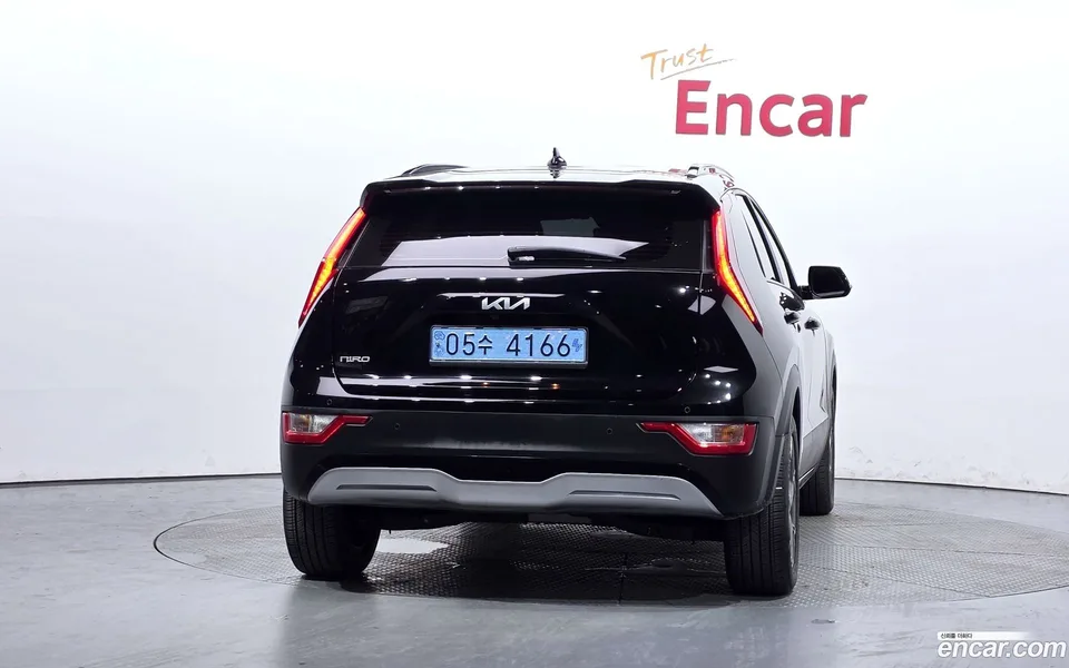 Kia Niro EV 2023 — thumbnail 4