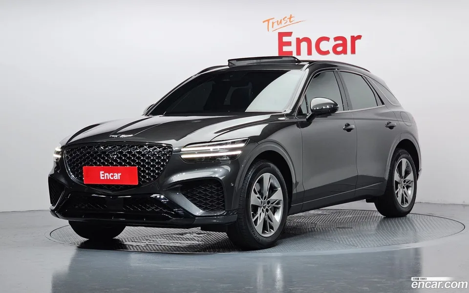 Genesis GV70 2.5T 2WD 2024 — photo 1, buy with delivery to Moscow