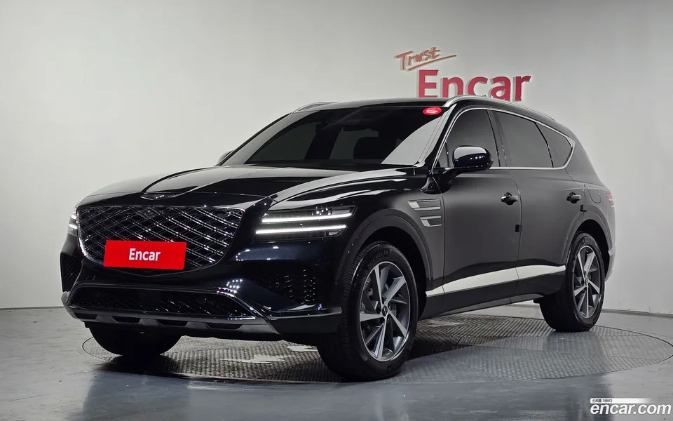 Genesis GV80 2.5T AWD 2024 — photo 1, buy with delivery to Moscow