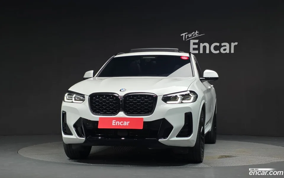 BMW X4 xDrive20i M 2025 — thumbnail 3