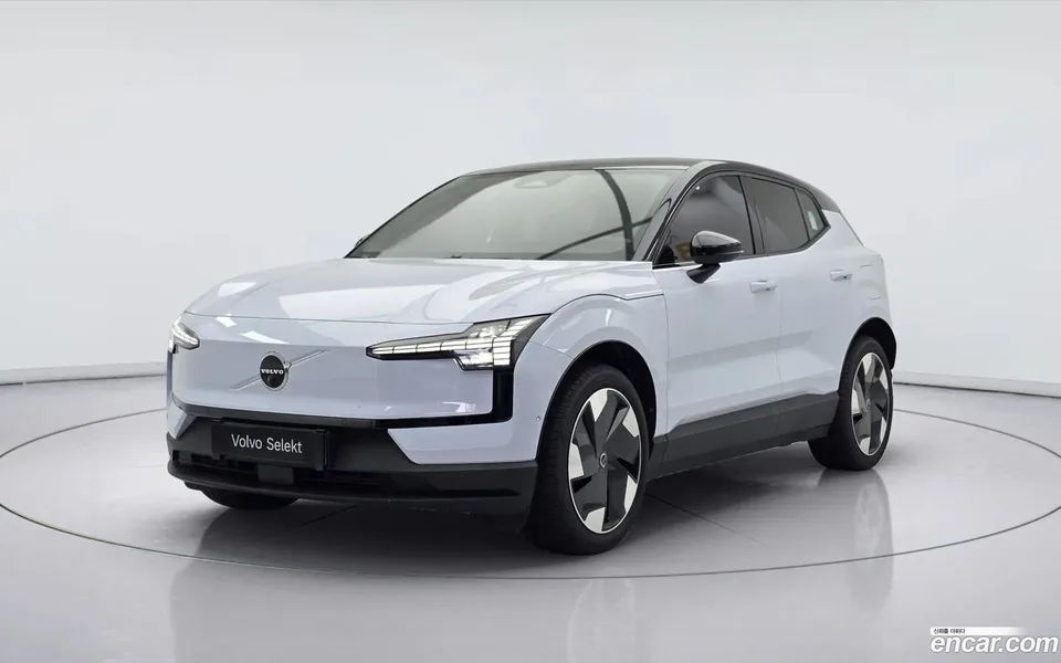 Volvo EX30 2025 — photo 1, buy with delivery to Moscow