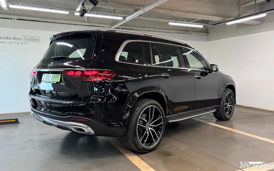 Mercedes-Benz GLS-Class GLS580 4MATIC 2025 — thumbnail 2