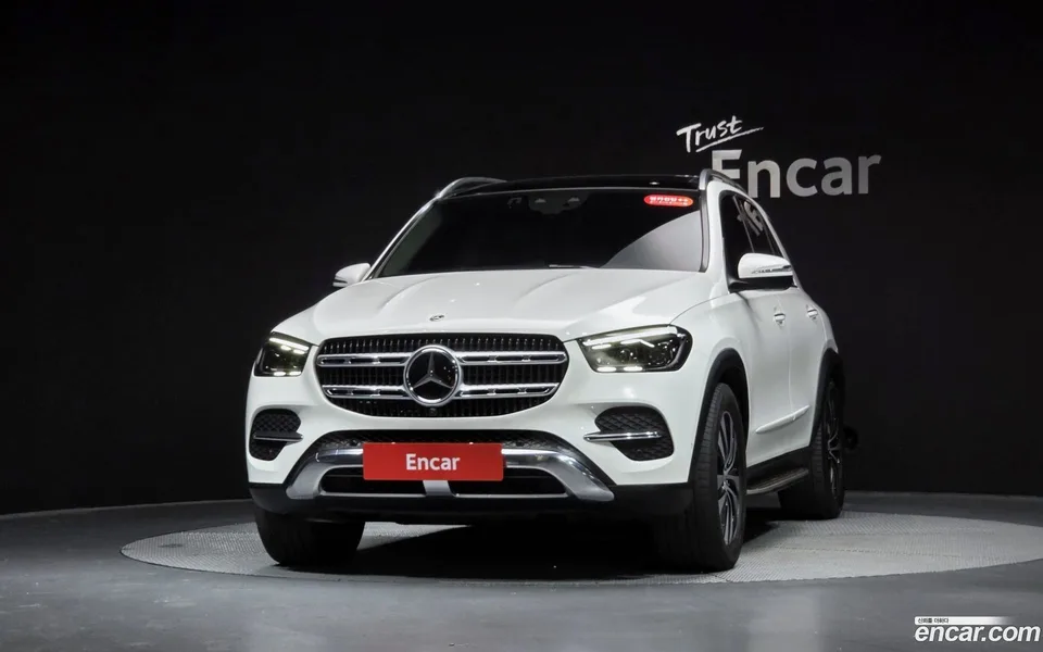 Mercedes-Benz GLE-Class GLE300d 4MATIC 2024 — thumbnail 3