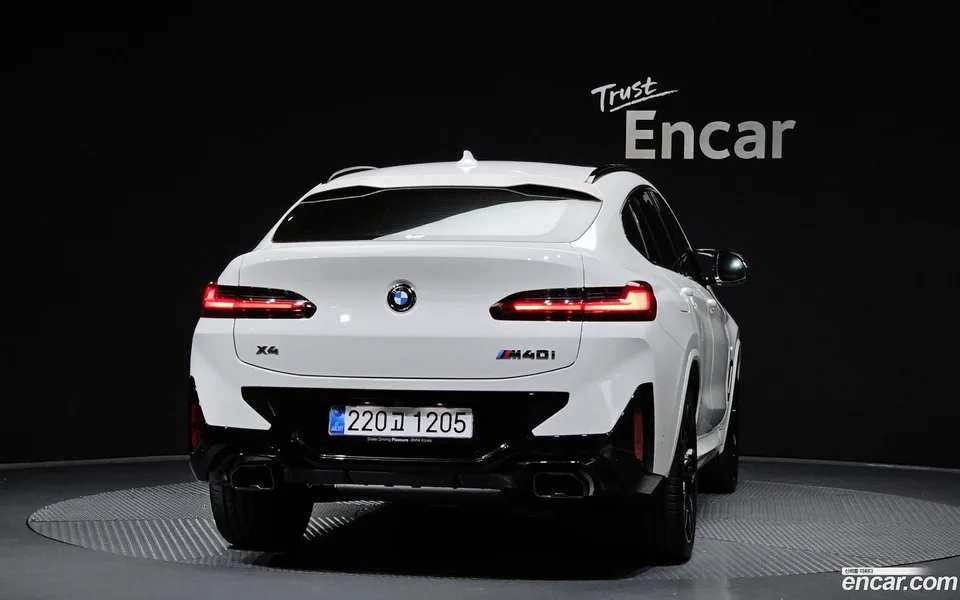 BMW X4 xDrive M40i 2025 — thumbnail 4