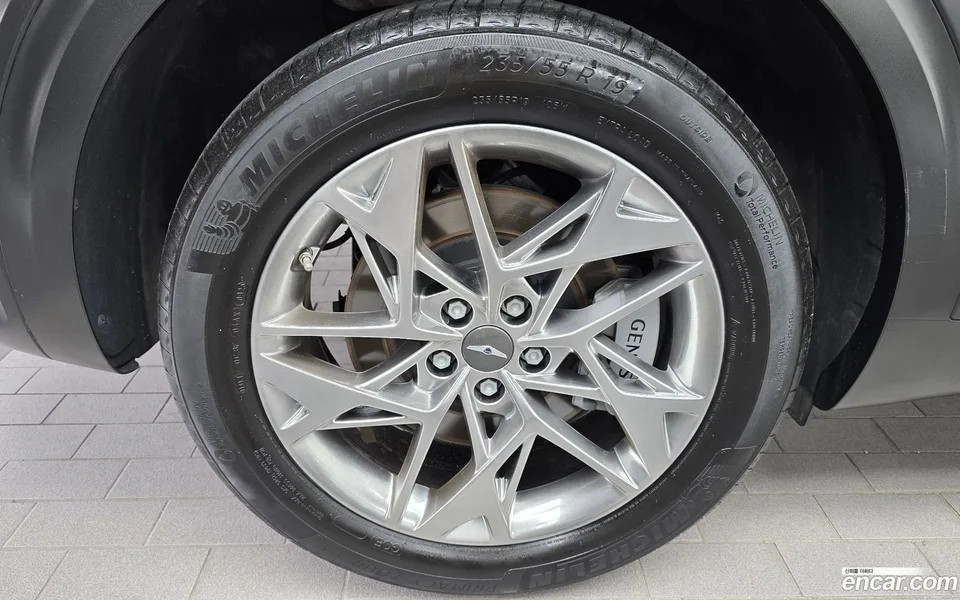 Genesis GV70 2.5T 2WD 2023 — миниатюра 5
