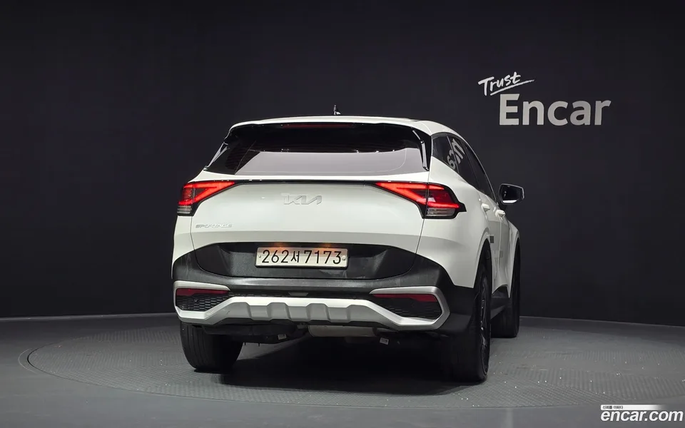 Kia Sportage 2.0 2WD 2023 — thumbnail 4