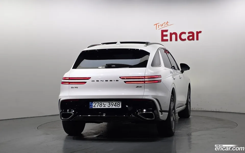 Genesis GV70 2.5T AWD 2024 — thumbnail 4