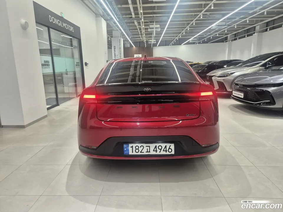 Toyota Prius 2.0 LE 2024 — thumbnail 4