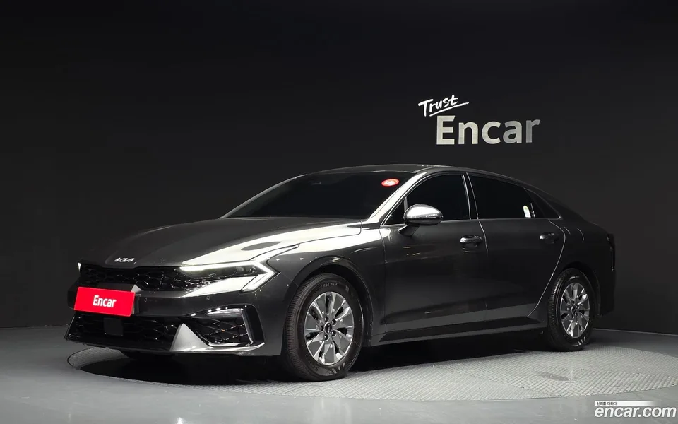 Kia K5 Hybrid 2023 — photo 1, buy with delivery to Moscow