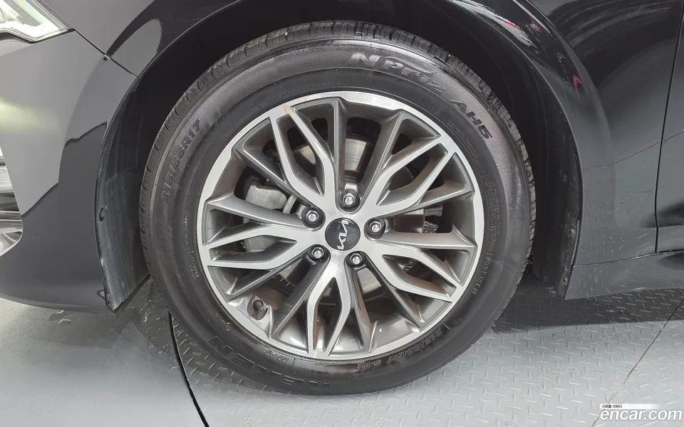Kia K5 2.0 2022 — thumbnail 2