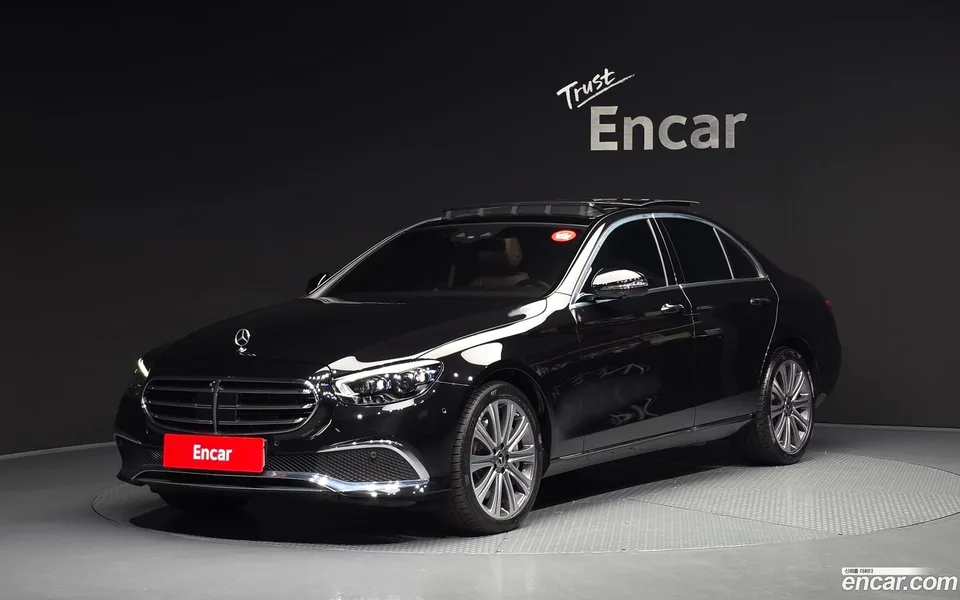 Mercedes-Benz E-Class E450 4MATIC 2022 — photo 1, buy with delivery to Moscow