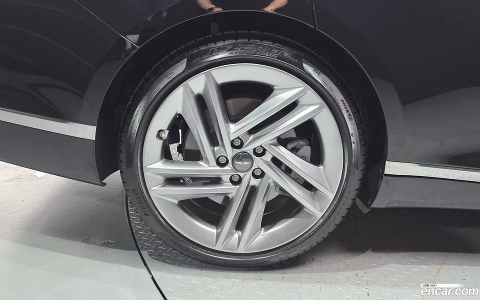 Genesis G80 3.5 AWD 2024 — thumbnail 2