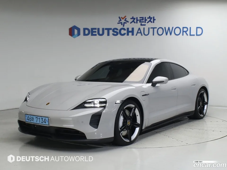 Porsche Taycan GTS 2022 — photo 1, buy with delivery to Moscow