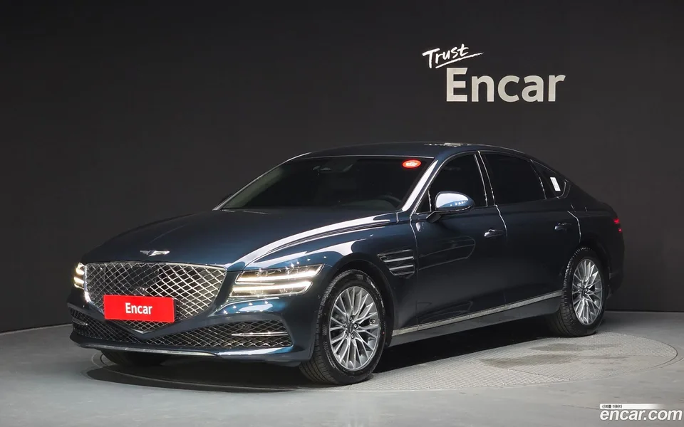Genesis G80 2.5 2WD 2023 — photo 1, buy with delivery to Moscow