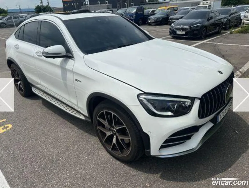 Mercedes-Benz GLC-Class AMG GLC43 4MATIC 2022 — thumbnail 3