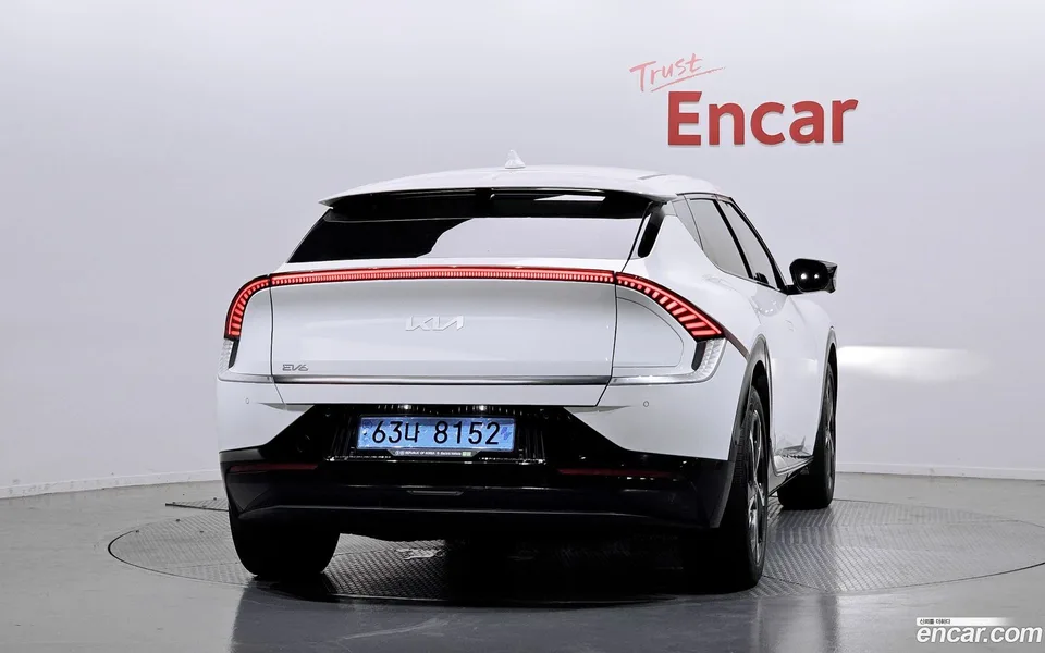 Kia EV6 2024 — thumbnail 4