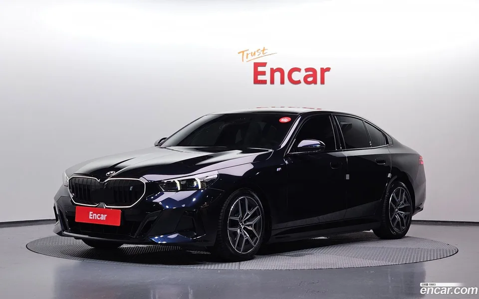 BMW i5 eDrive 40 M 2025 — photo 1, buy with delivery to Moscow