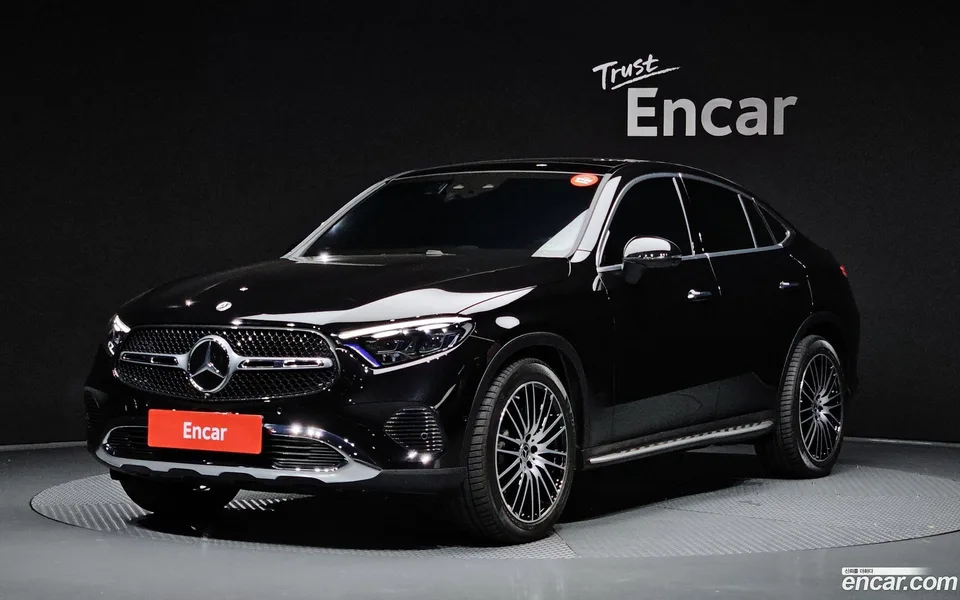 Mercedes-Benz GLC-Class GLC300 4MATIC 2025 — photo 1, buy with delivery to Moscow