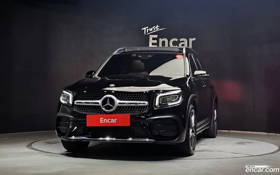 Mercedes-Benz GLB-Class GLB250 4MATIC 2023 — thumbnail 3