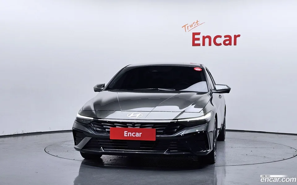 Hyundai Avante CN7 1.6 2025 — thumbnail 3