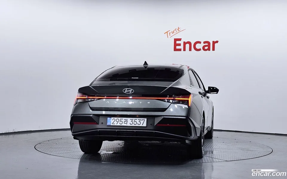 Hyundai Avante CN7 1.6 2025 — thumbnail 4