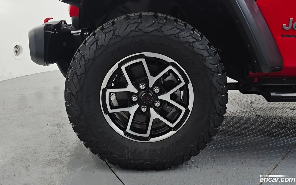 Jeep Wrangler 2.0 4 2025 — thumbnail 5