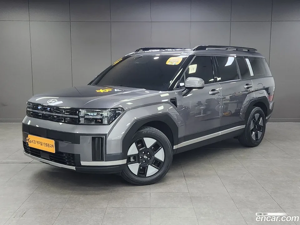 Hyundai SantaFe HEV 1.6 4WD 2023 — photo 1, buy with delivery to Moscow