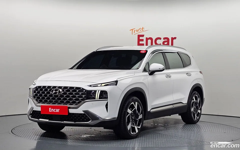 Hyundai SantaFe 2.2 2WD 2023 — photo 1, buy with delivery to Moscow