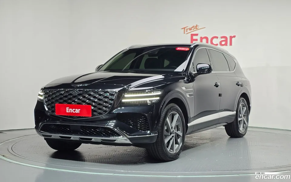 Genesis GV80 2.5T AWD 2025 — photo 1, buy with delivery to Moscow