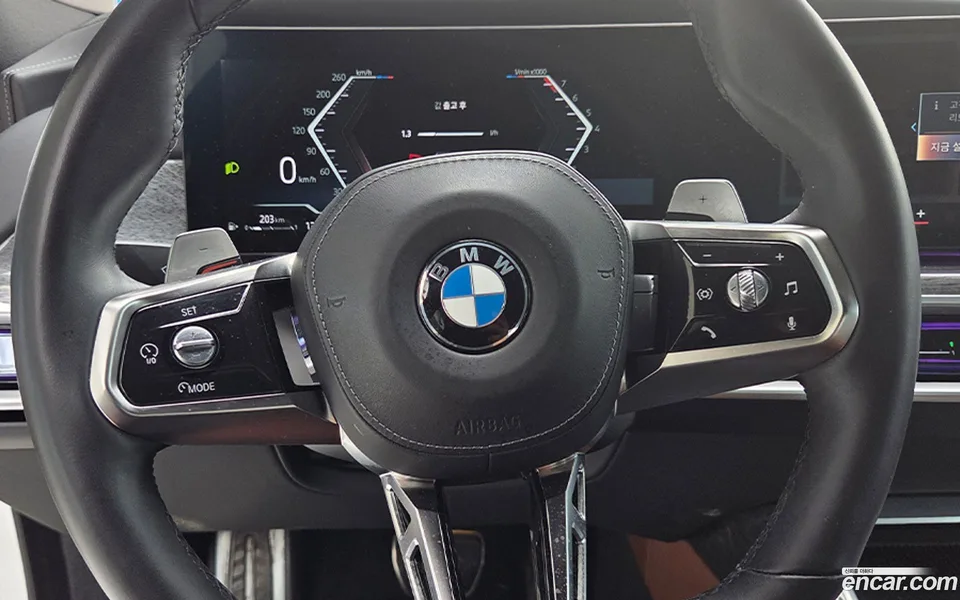 BMW 7 Series 740i xDrive M 2024 — миниатюра 2